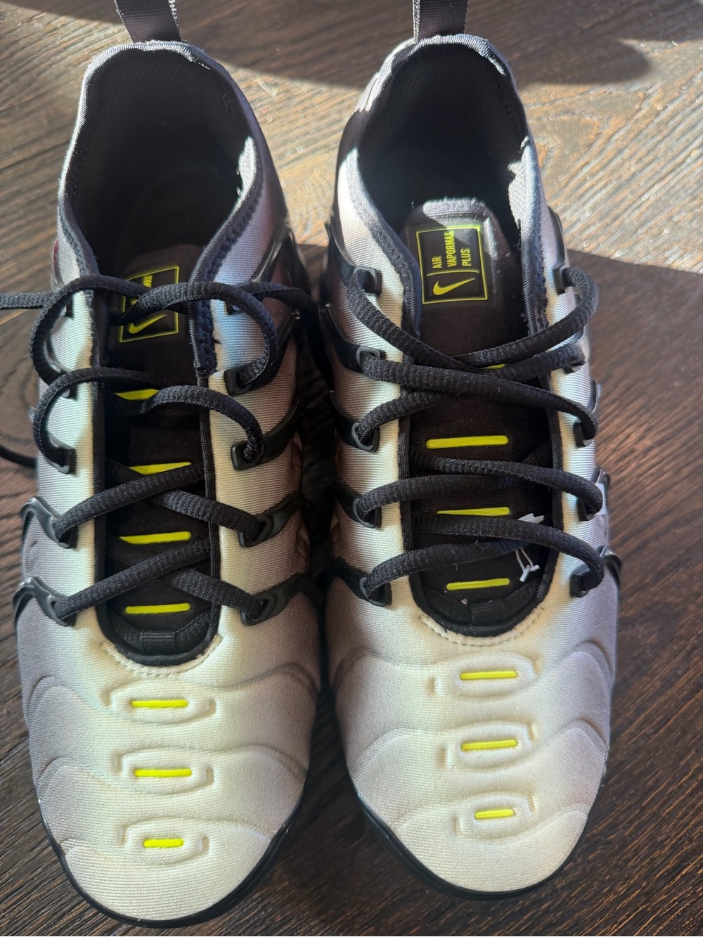 Nike Air VaporMax Plus 'Neon 95' Men's Size 7.5 - Picture 4 of 11